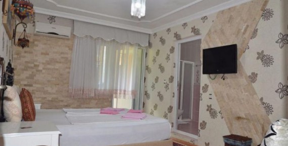 DOUBLE QUEEN ROOM